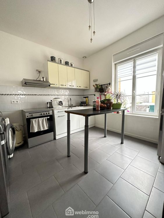 Photo 6 - Laon 02000 à Laon