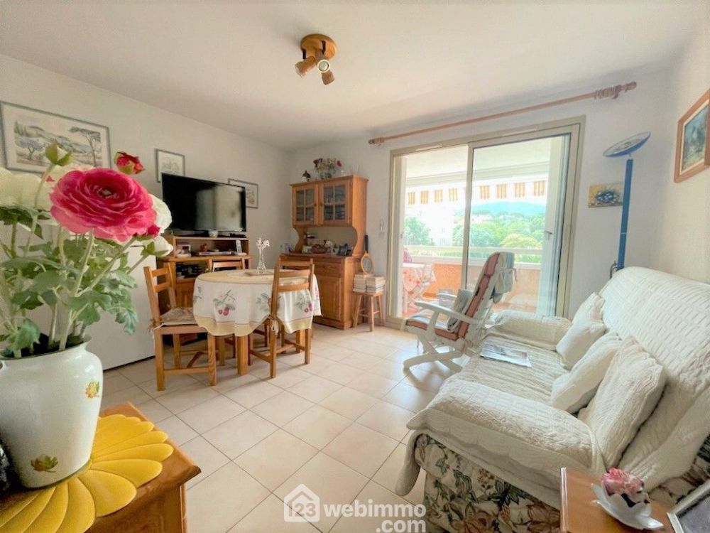 Photo 4 - SAINTE-MAXIME 83120 à SAINTE-MAXIME