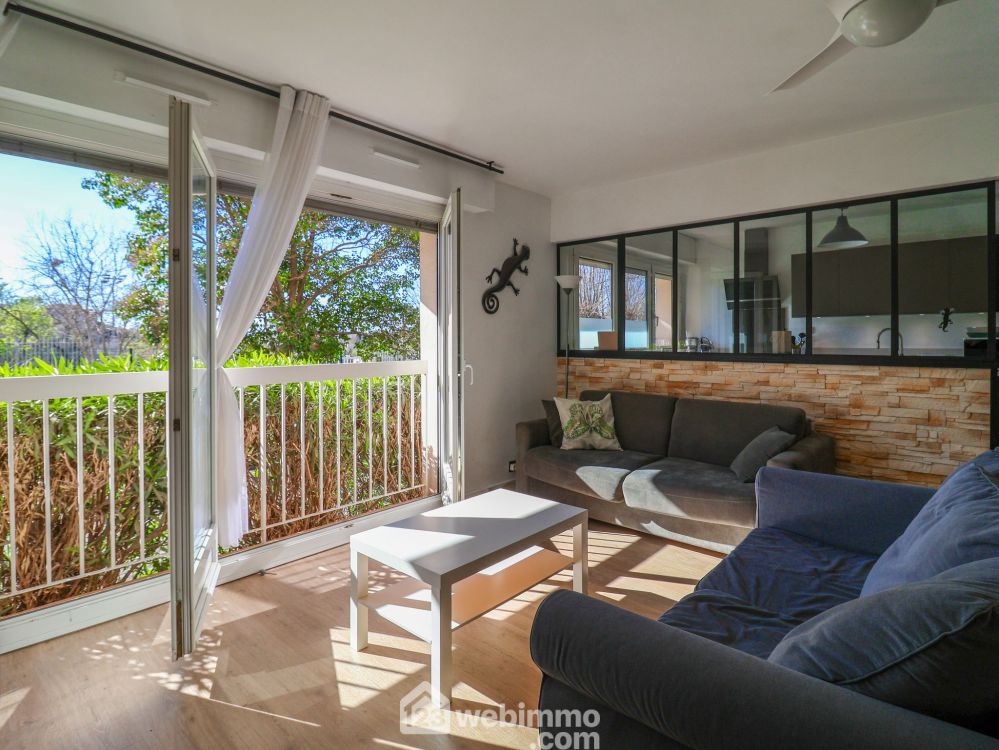 Photo 2 - Marseille 13009 à Marseille