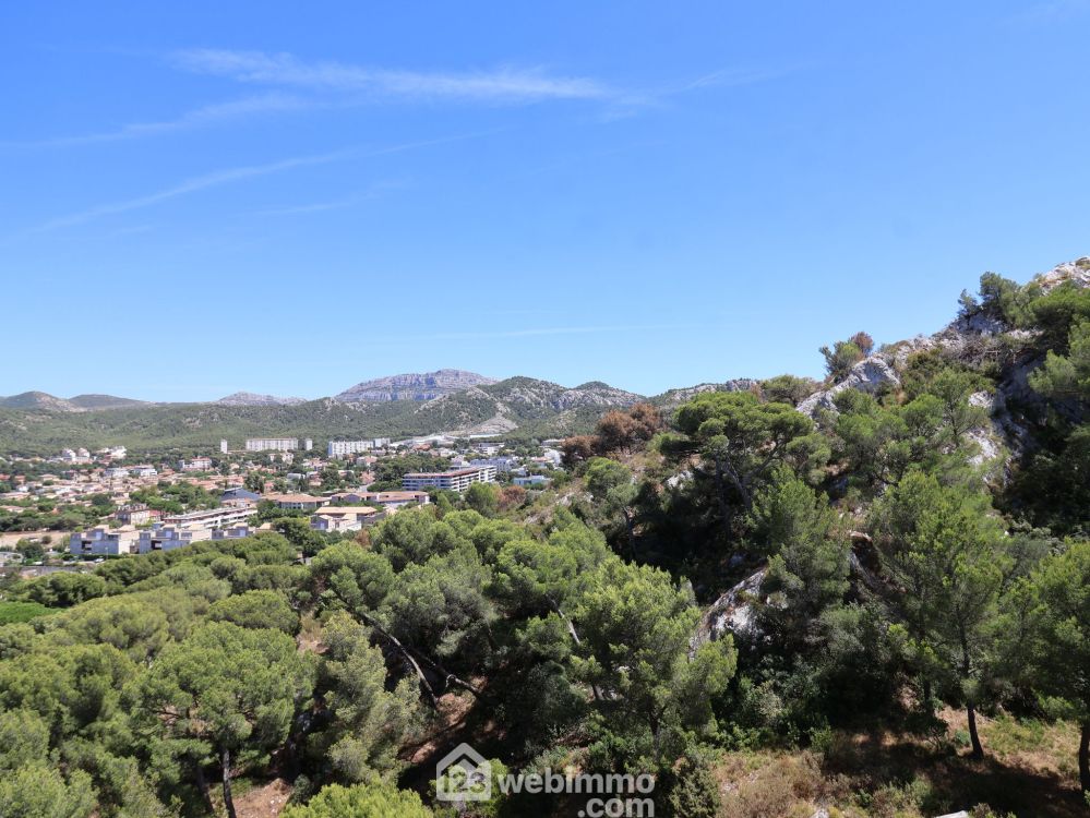 Photo 17 - Marseille 13009 à Marseille