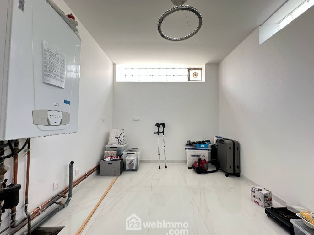 Photo 20 - Laon 02000 à Laon