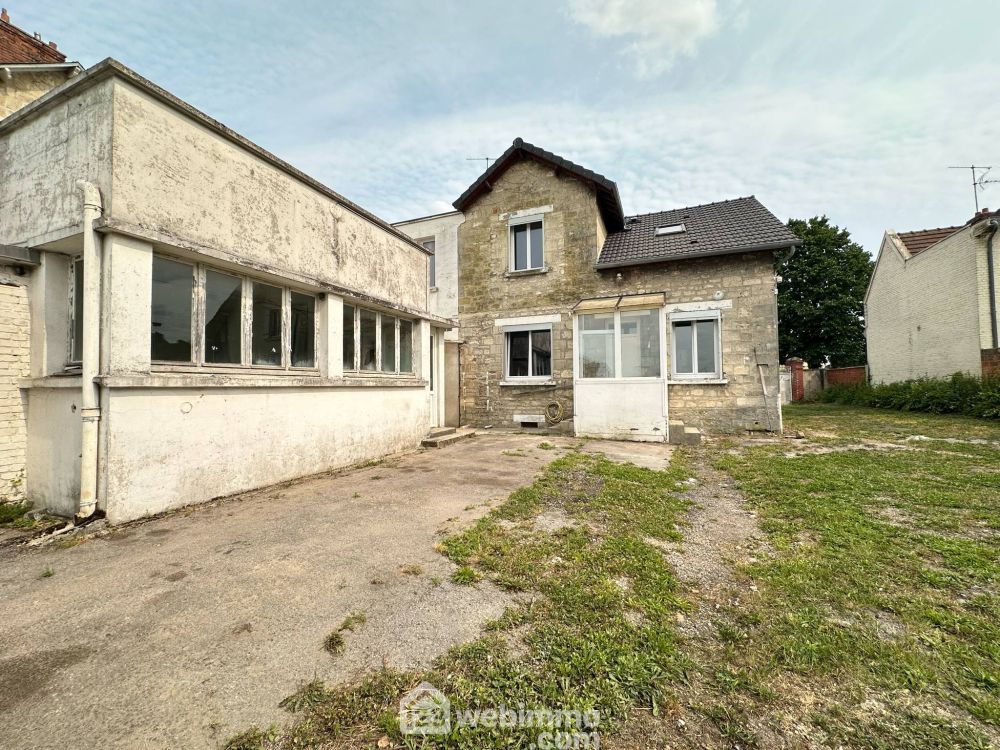 Photo 22 - Laon 02000 à Laon