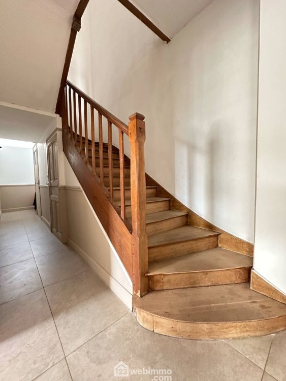 Photo 11 - Laon 02000 à Laon