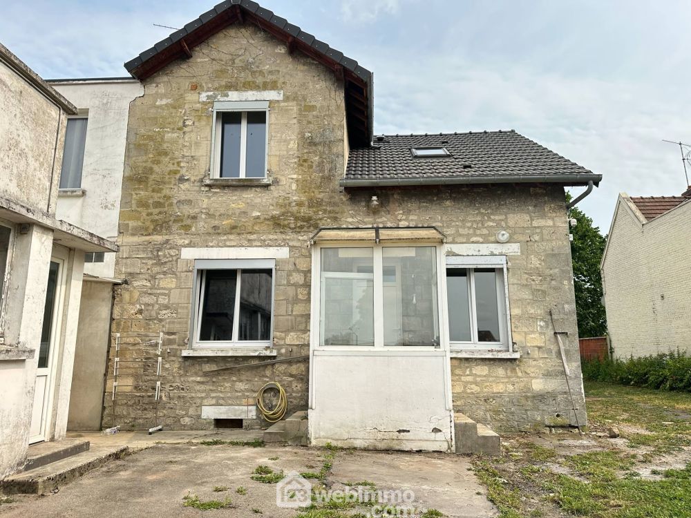 Photo 24 - Laon 02000 à Laon