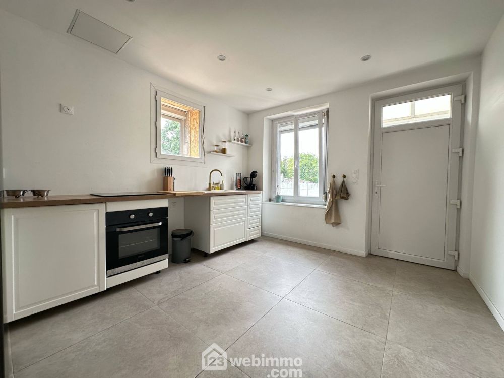 Photo 7 - Laon 02000 à Laon