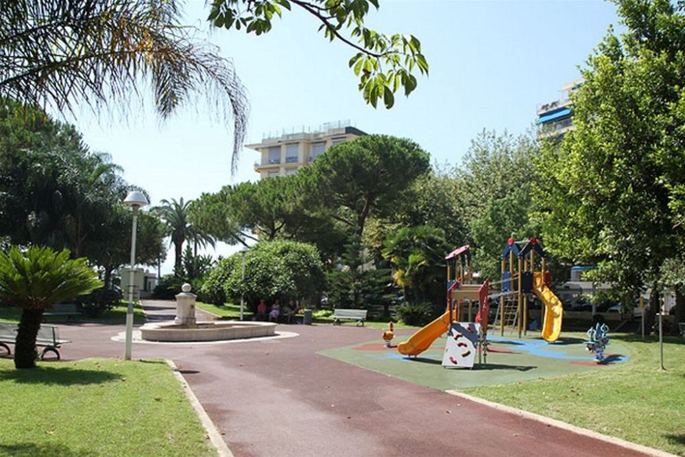 Photo 3 - Cannes 06400 à Cannes