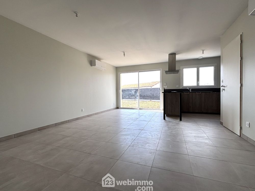 Photo 8 - Neuville-de-Poitou 86170 à Neuville-de-Poitou