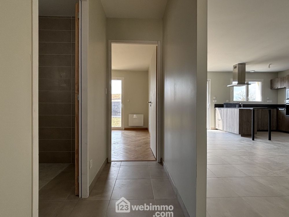 Photo 16 - Neuville-de-Poitou 86170 à Neuville-de-Poitou