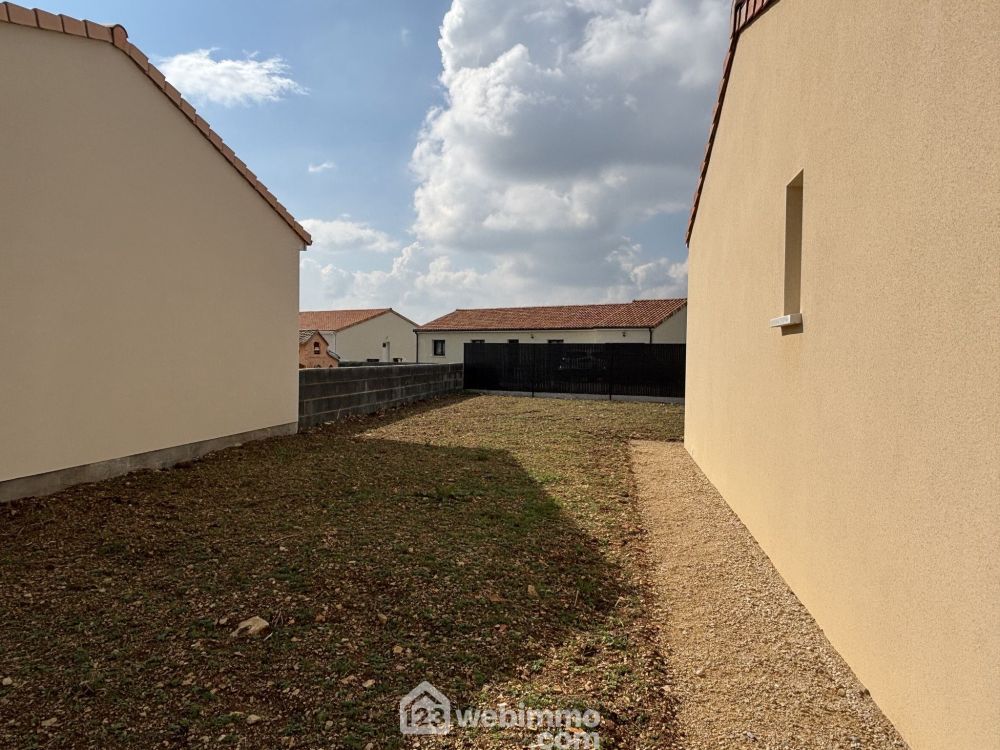 Photo 24 - Neuville-de-Poitou 86170 à Neuville-de-Poitou