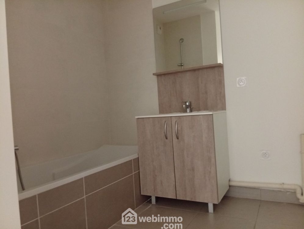 Photo 11 - Le Luc 83340 à Le Luc