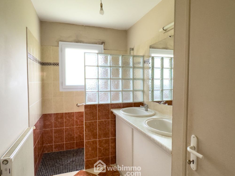 Photo 12 - Cholet 49300 à Cholet