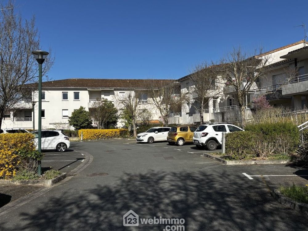 Photo 2 - Poitiers 86000 à Poitiers