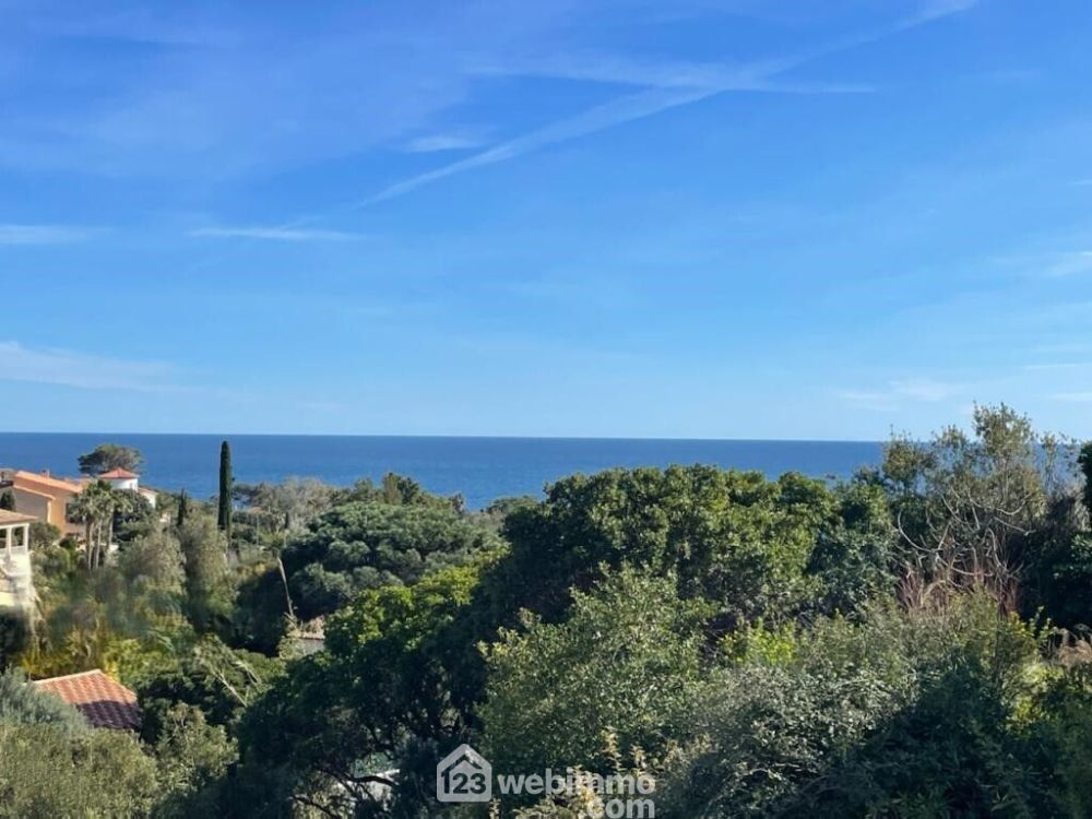 Photo 4 - Les Issambres, 83380 Roquebrune-sur-Argens, France 83380 à Les Issambres, 83380 Roquebrune-sur-Argens, France