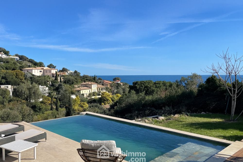 Photo 2 - Les Issambres, 83380 Roquebrune-sur-Argens, France 83380 à Les Issambres, 83380 Roquebrune-sur-Argens, France