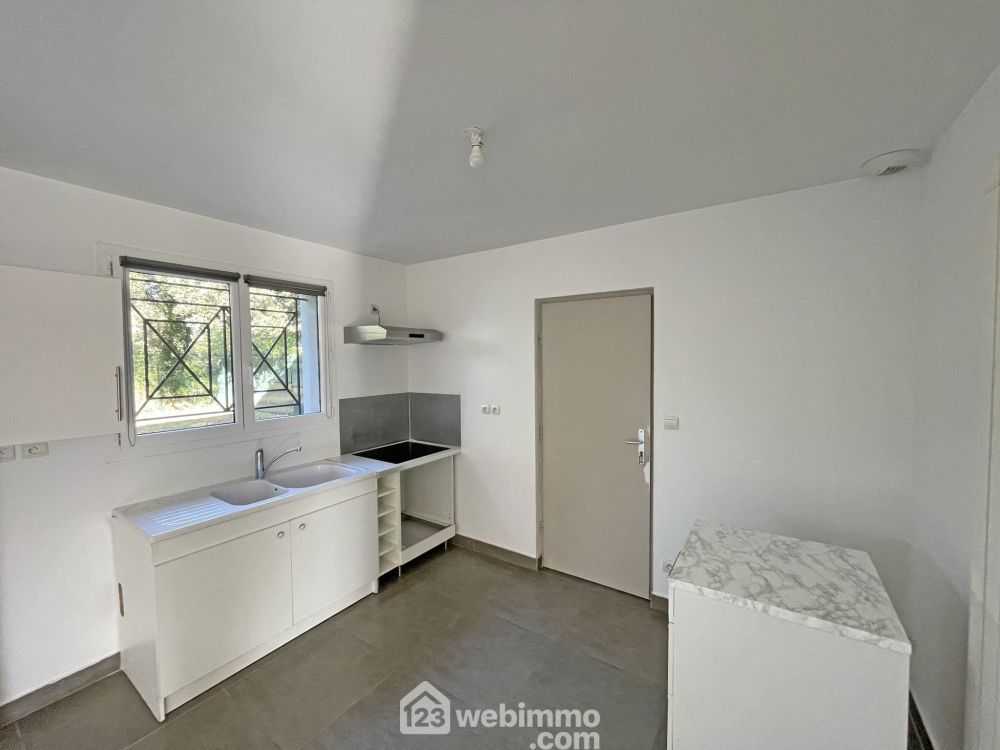 Photo 4 - Sorgues 84700 à Sorgues