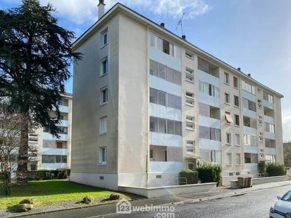 Photo 1 - Cholet 49300 à Cholet