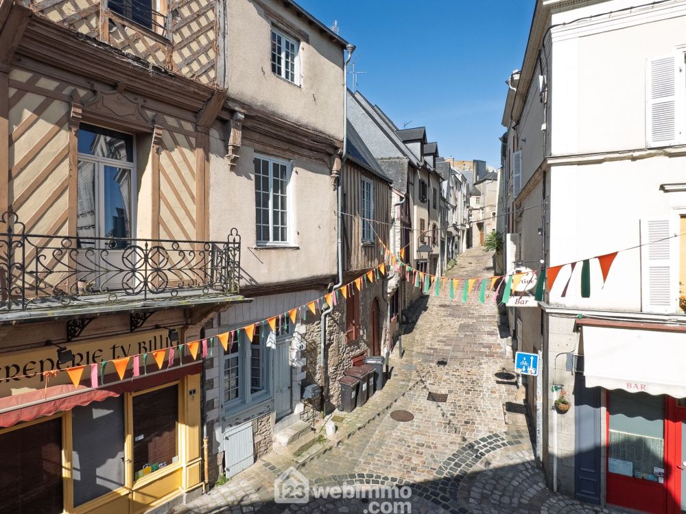 Photo 24 - Laval 53000 à Laval