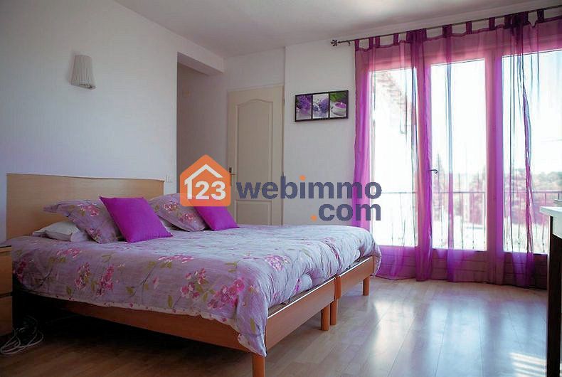 Photo 6 - Saint-Chamas 13250 à Saint-Chamas