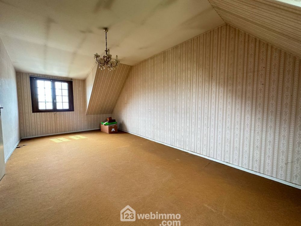 Photo 10 - Chambry 02000 à Chambry