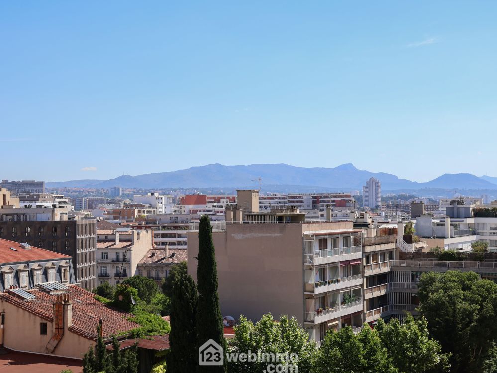 Photo 4 - Marseille 13008 à Marseille