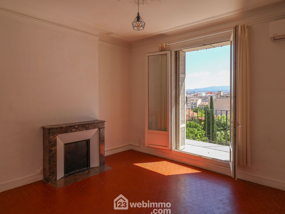 Photo 6 - Marseille 13008 à Marseille