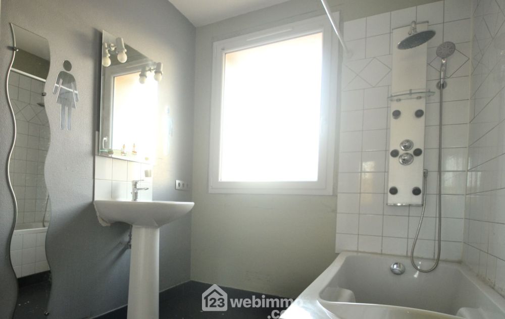 Photo 8 - Rostrenen 22110 à Rostrenen