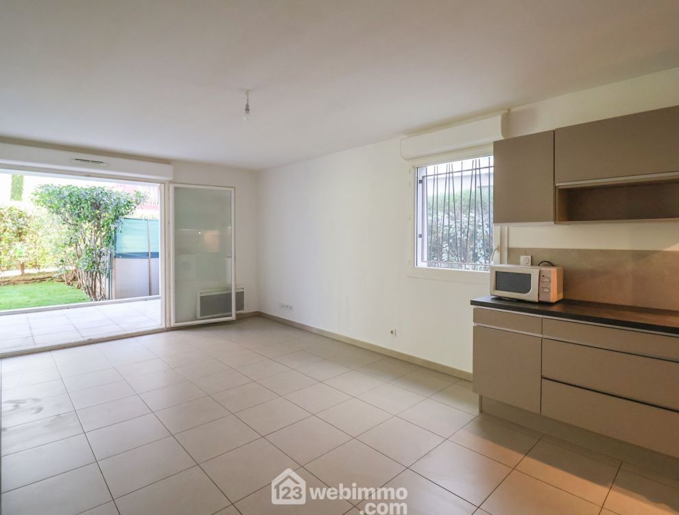 Photo 2 - Marseille 13009 à Marseille