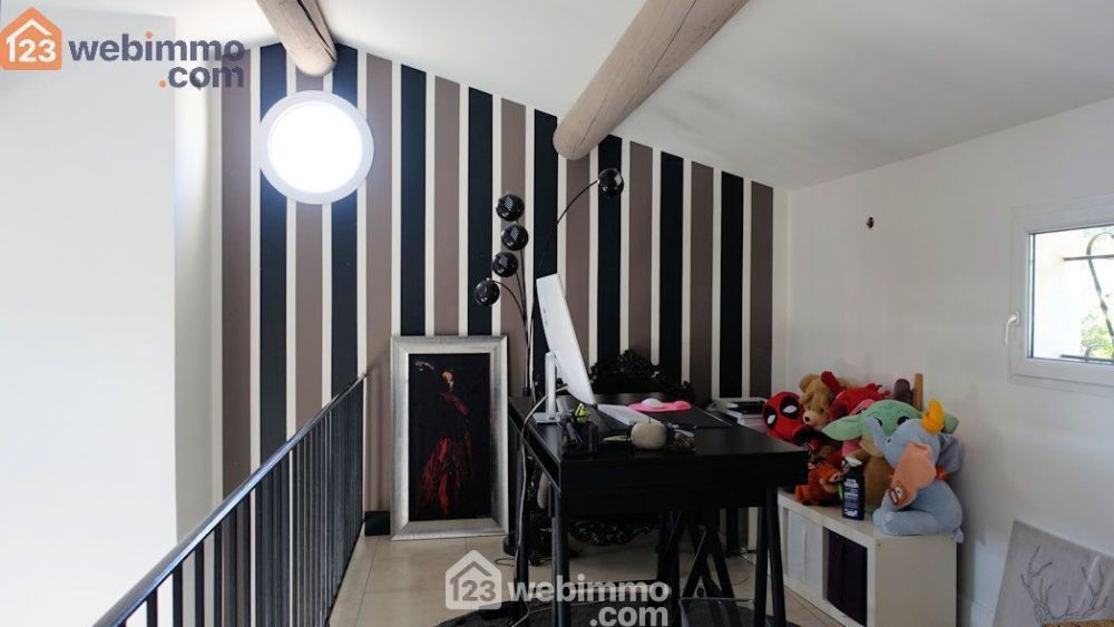 Photo 16 - Vernègues 13116 à Vernègues