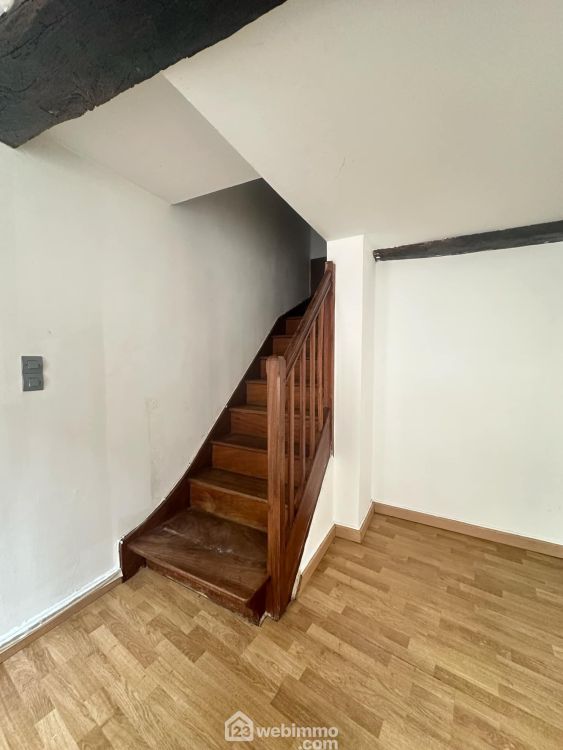 Photo 6 - Laon 02000 à Laon