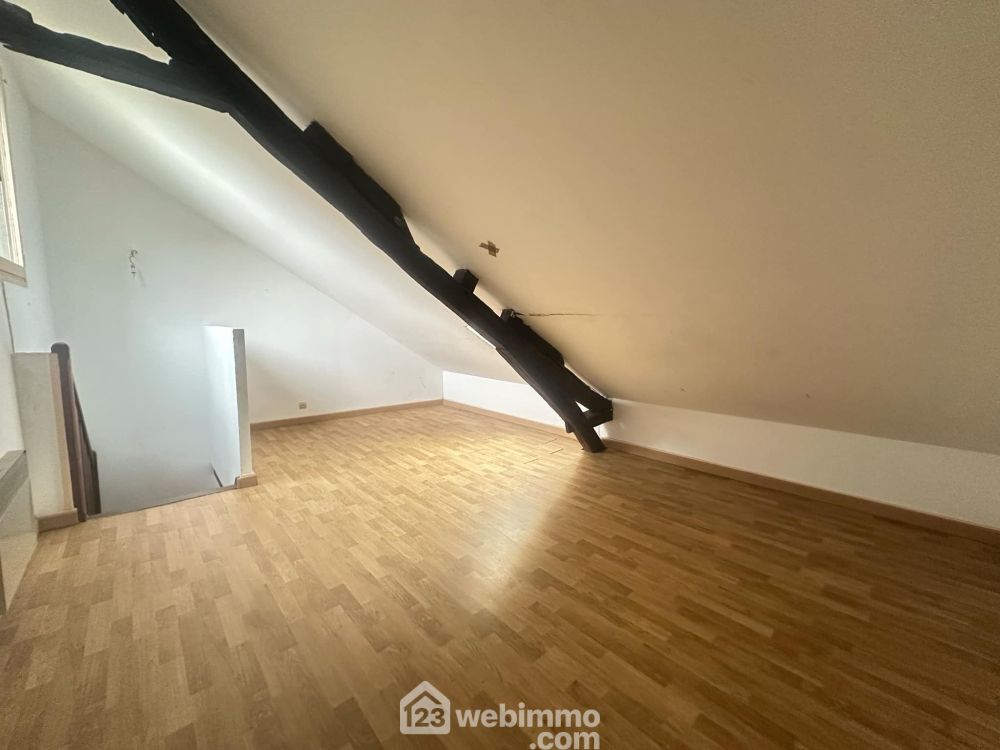 Photo 15 - Laon 02000 à Laon