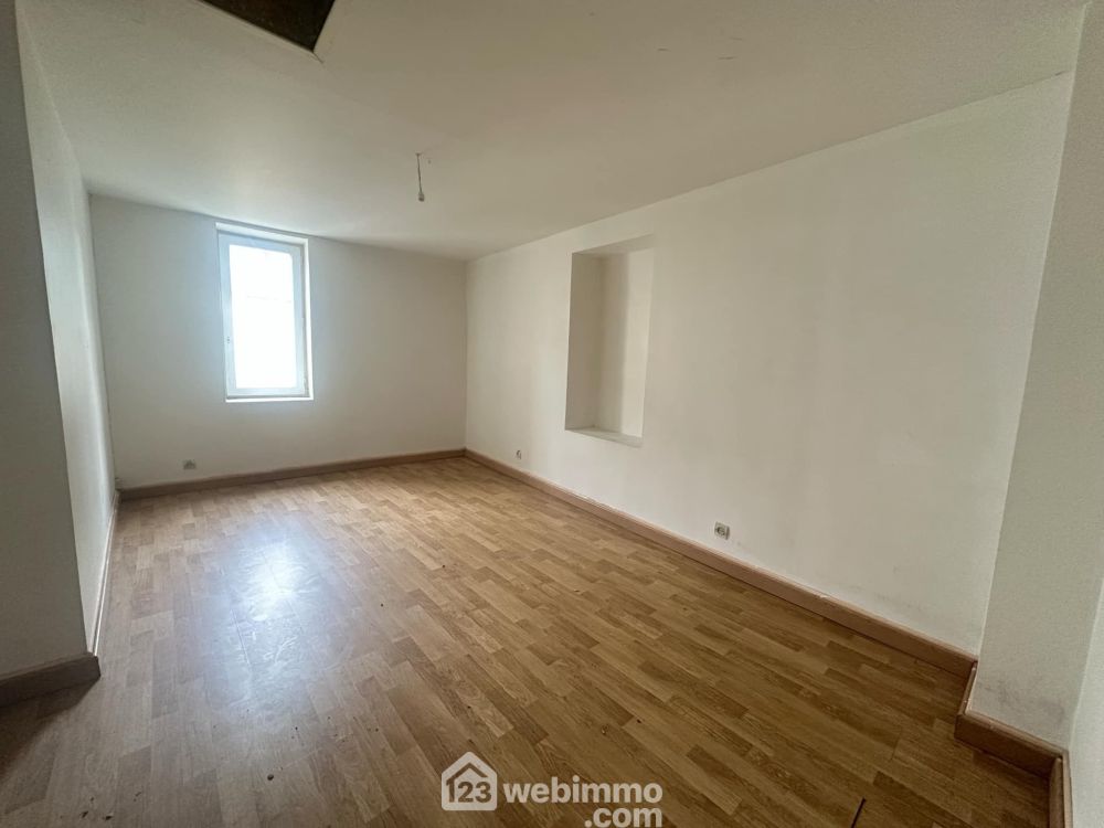 Photo 10 - Laon 02000 à Laon