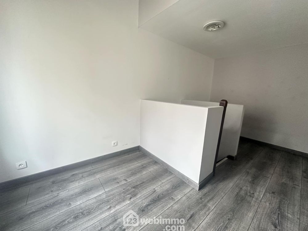 Photo 20 - Laon 02000 à Laon