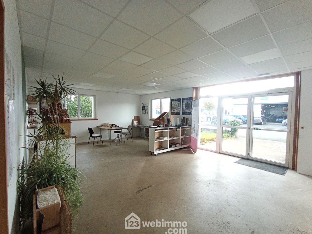 Photo 3 - Rostrenen 22110 à Rostrenen