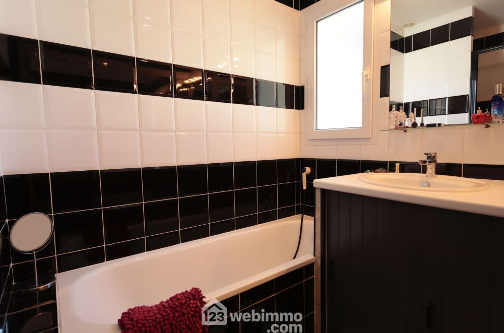 Photo 6 - Nieul-sur-Mer 17137 à Nieul-sur-Mer