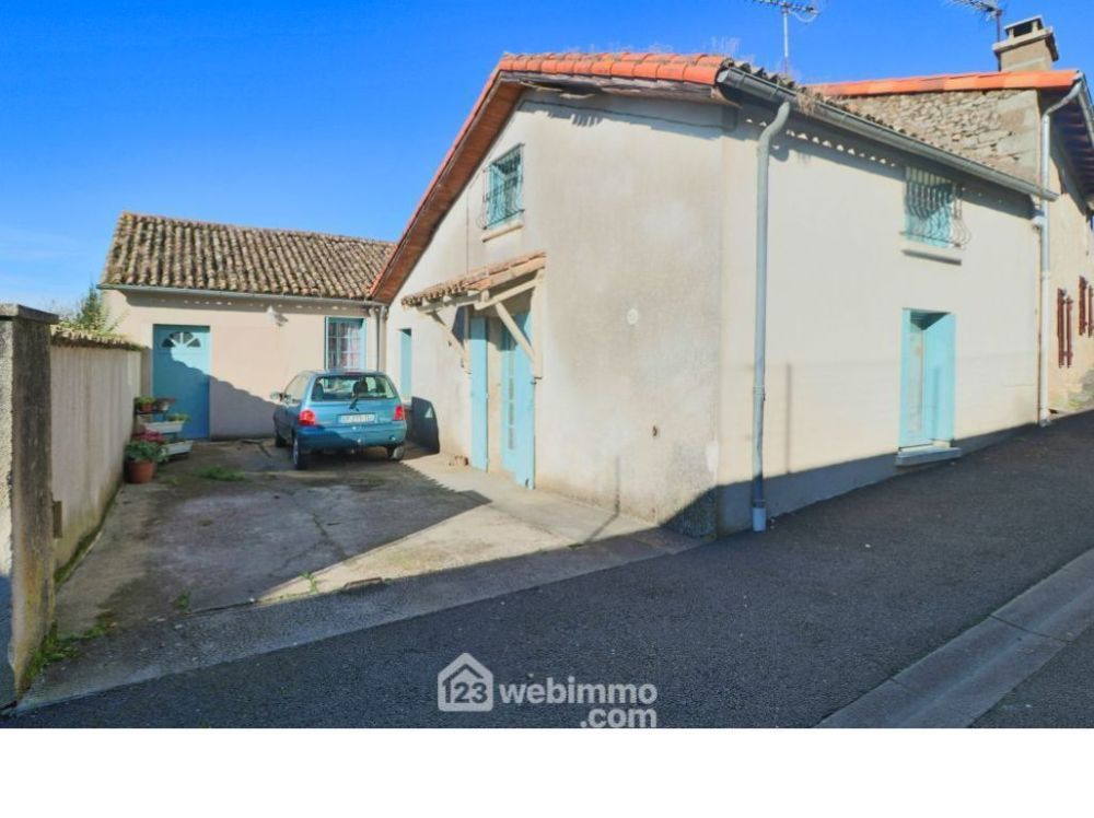 Photo 1 - Valence-en-Poitou 86700 à Valence-en-Poitou