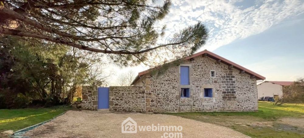 Photo 4 - Saint-Germier 79340 à Saint-Germier