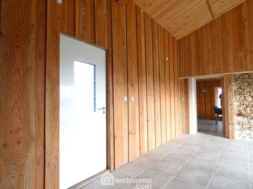 Photo 33 - Saint-Germier 79340 à Saint-Germier