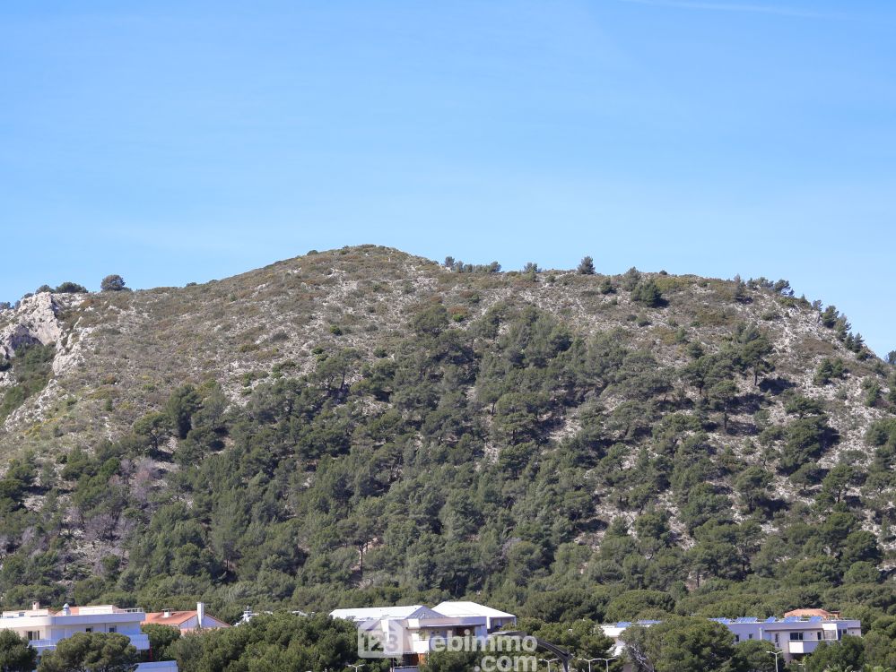 Photo 12 - Marseille 13009 à Marseille