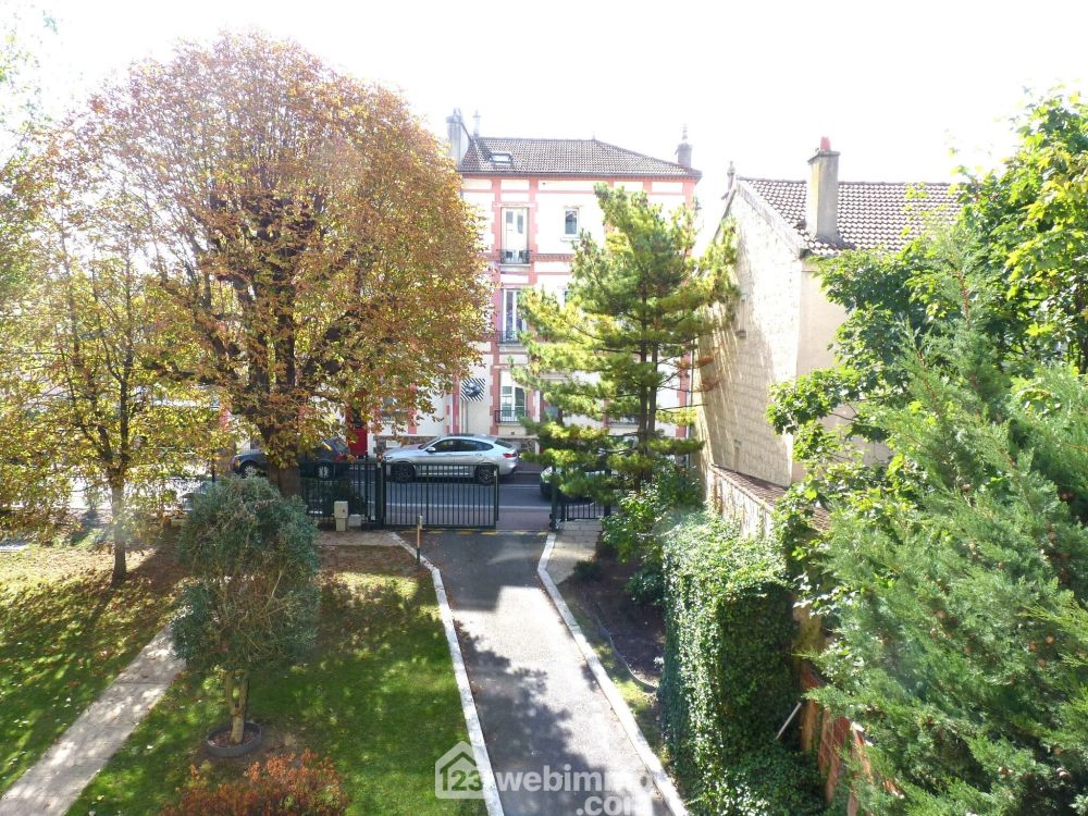Photo 2 - Nanterre 92000 à Nanterre