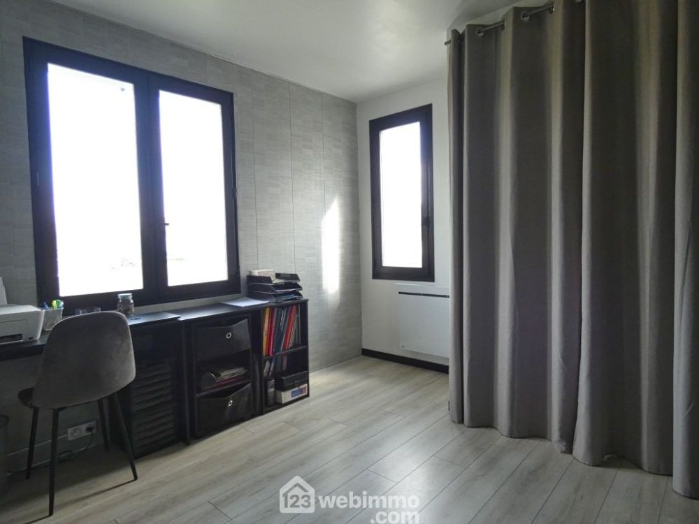 Photo 33 - Châtillon-sur-Thouet 79200 à Châtillon-sur-Thouet