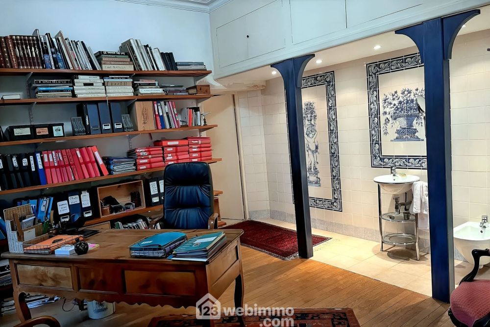 Photo 2 - Versailles 78000 à Versailles