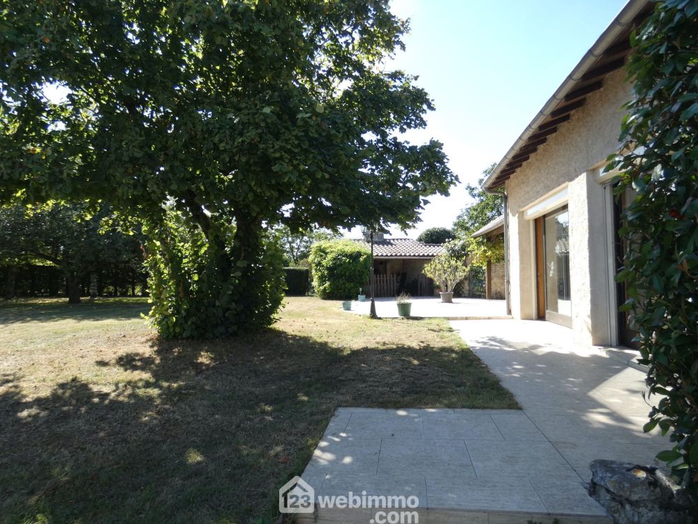 Photo 44 - Leigné-les-Bois 86450 à Leigné-les-Bois