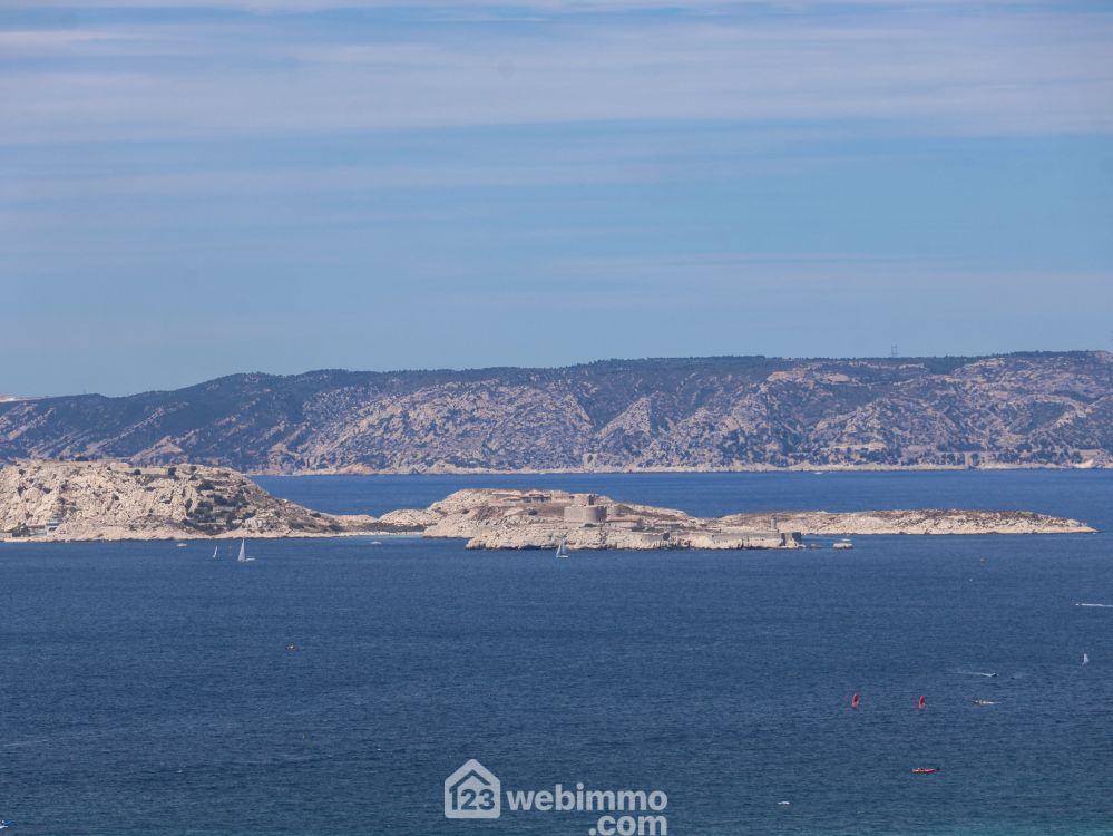 Photo 19 - Marseille 13008 à Marseille