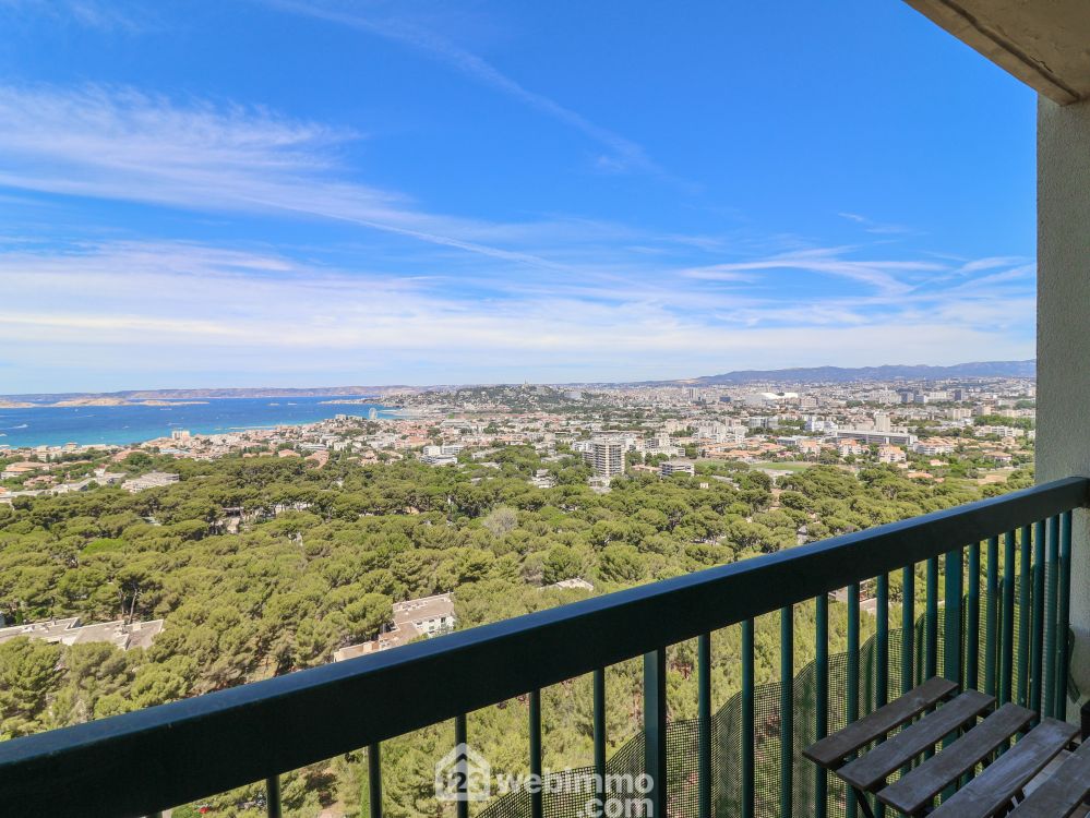 Photo 2 - Marseille 13008 à Marseille