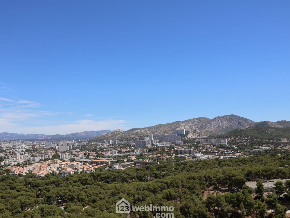 Photo 7 - Marseille 13008 à Marseille