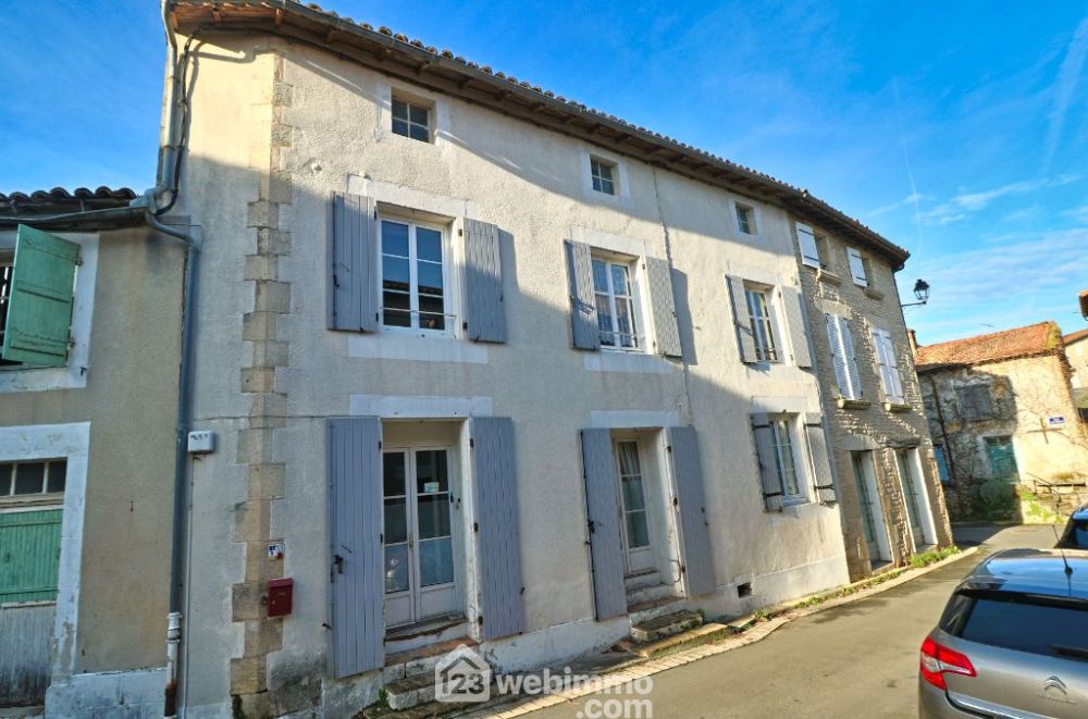 Photo 2 - Valence-en-Poitou 86700 à Valence-en-Poitou