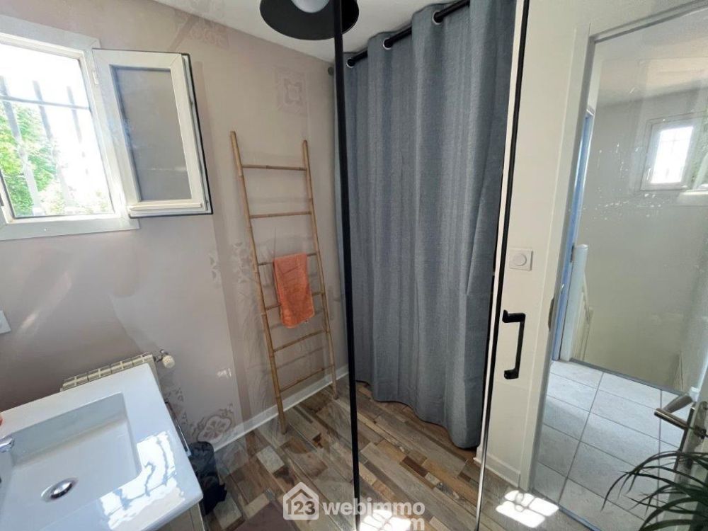 Photo 22 - Saussan 34570 à Saussan