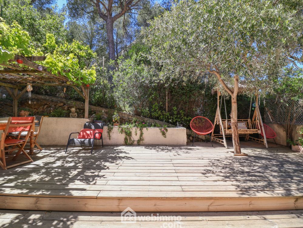 Photo 2 - Marseille 13009 à Marseille