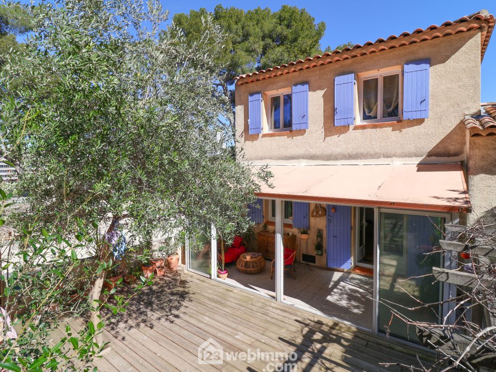 Photo 1 - Marseille 13009 à Marseille