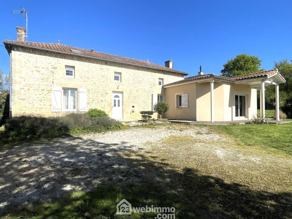 Photo 2 - Queaux 86150 à Queaux